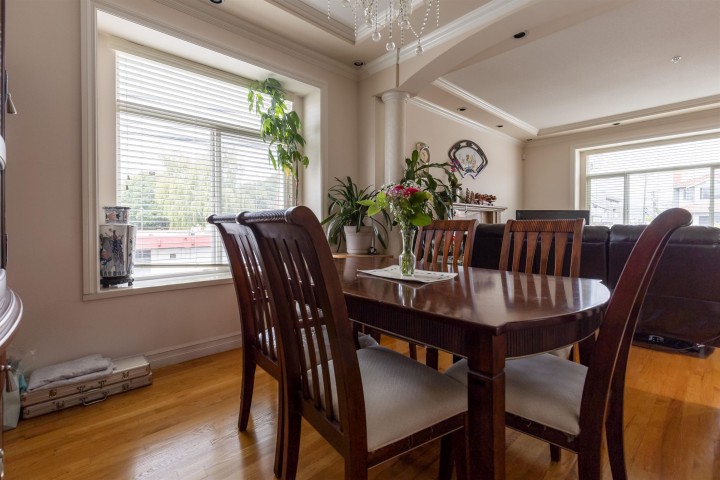 Photo 10 at 2034 E 38th Avenue, Victoria VE, Vancouver East