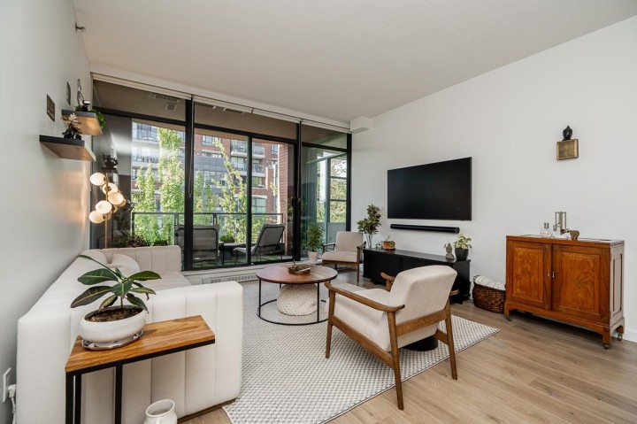 Photo 2 at 408 - 503 W 16th Avenue, Fairview VW, Vancouver West