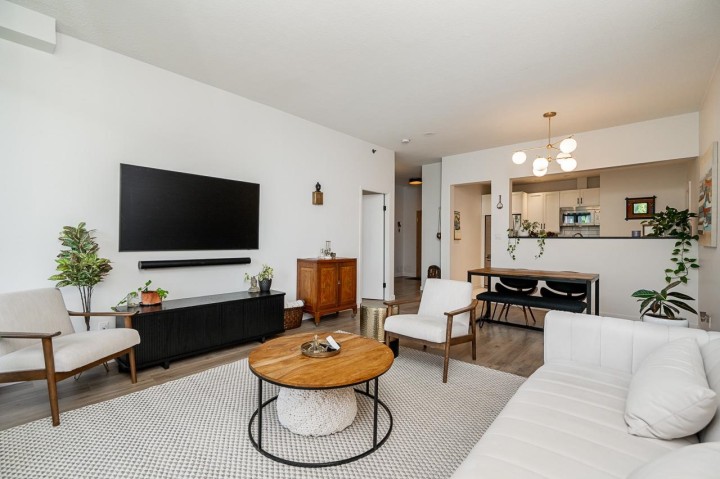 Photo 1 at 408 - 503 W 16th Avenue, Fairview VW, Vancouver West