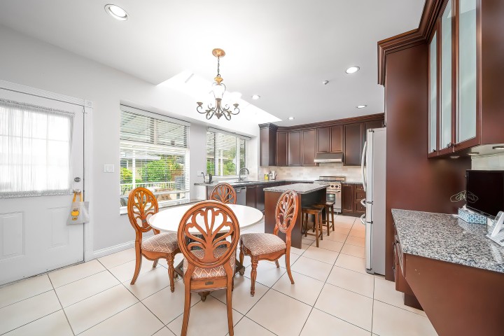 Photo 8 at 2407 W 18th Avenue, Arbutus, Vancouver West