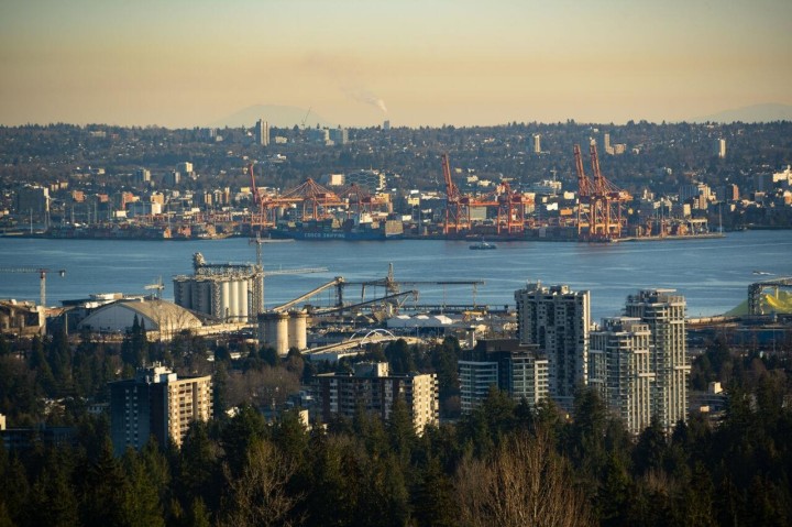 Photo 17 at 735 Fairmile Road, British Properties, West Vancouver