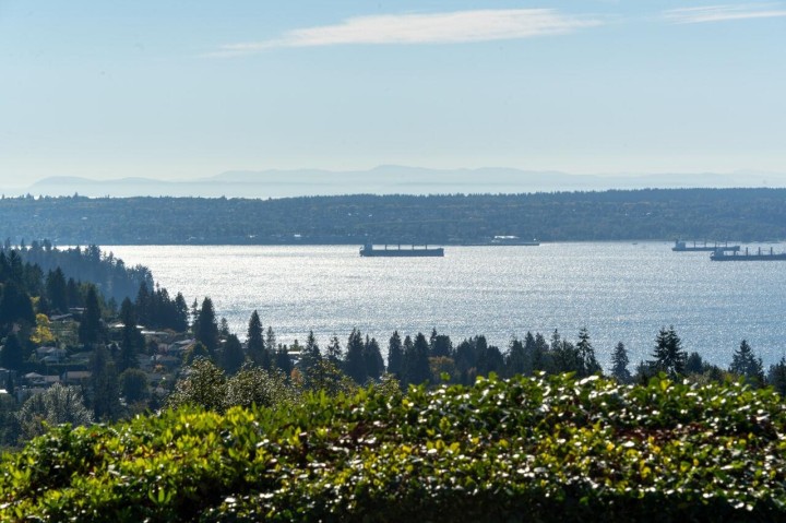 Photo 5 at 735 Fairmile Road, British Properties, West Vancouver