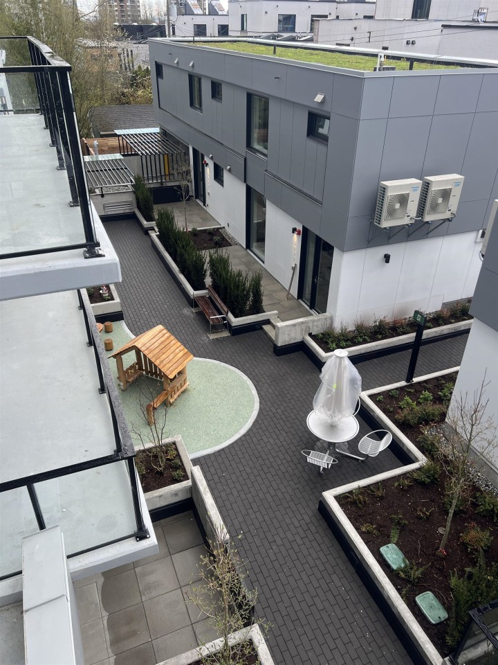 Photo 22 at 302 - 6859 Cambie Street, South Cambie, Vancouver West