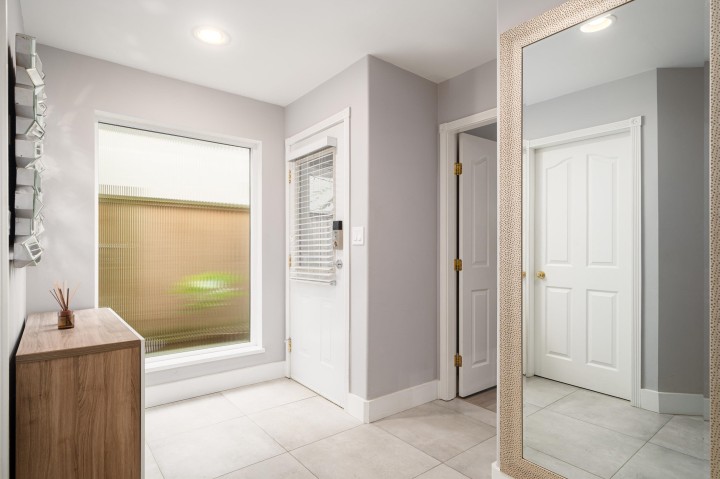 Photo 4 at D - 136 W 4th Street, Lower Lonsdale, North Vancouver