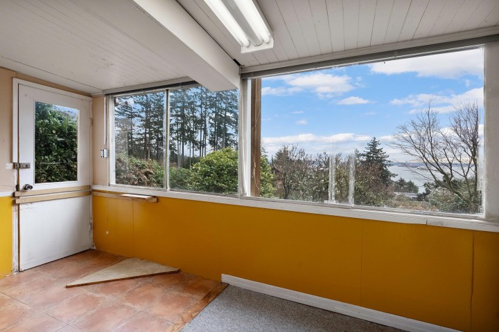 Photo 27 at 3548 Creery Avenue, West Bay, West Vancouver