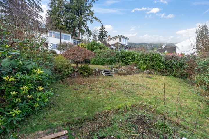 Photo 36 at 3548 Creery Avenue, West Bay, West Vancouver