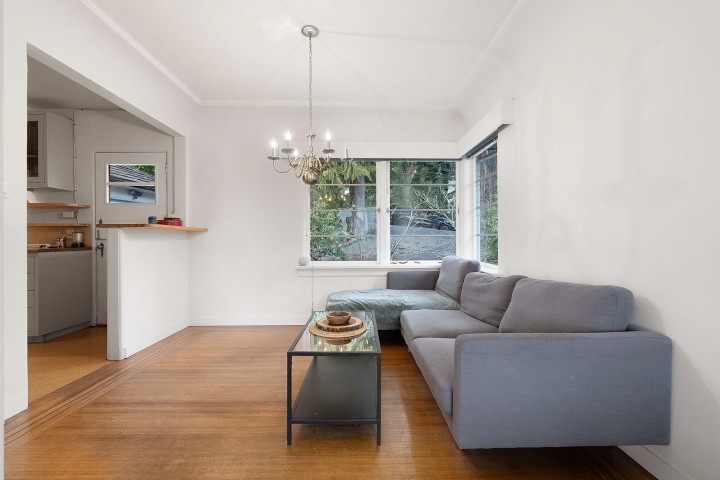 Photo 11 at 3548 Creery Avenue, West Bay, West Vancouver