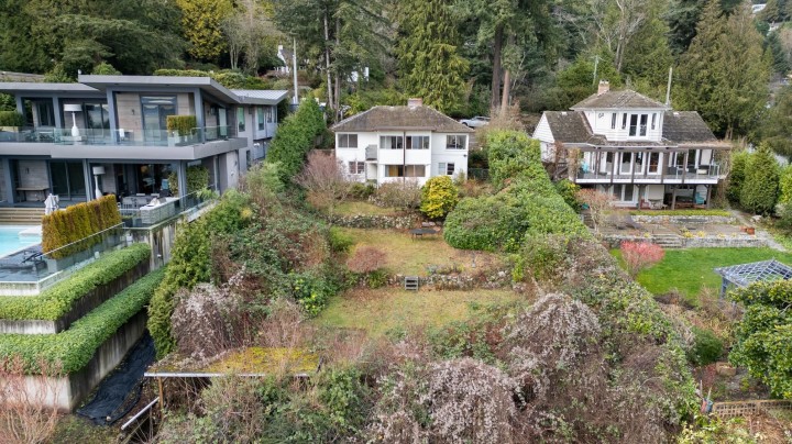 Photo 31 at 3548 Creery Avenue, West Bay, West Vancouver