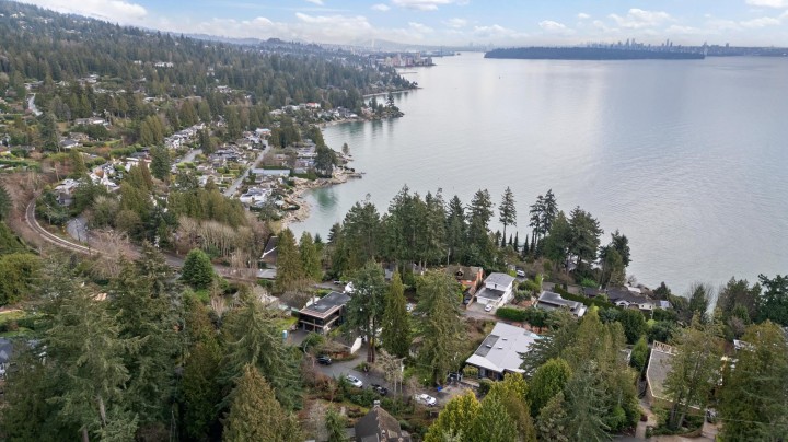 Photo 39 at 3548 Creery Avenue, West Bay, West Vancouver