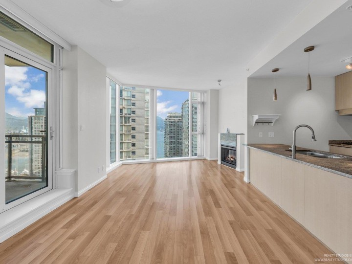 Photo 7 at 1905 - 1211 Melville Street, Coal Harbour, Vancouver West