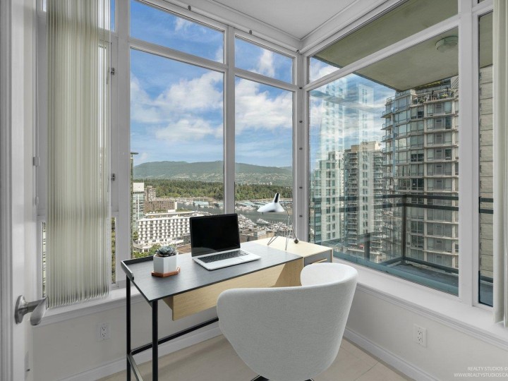 Photo 14 at 1905 - 1211 Melville Street, Coal Harbour, Vancouver West