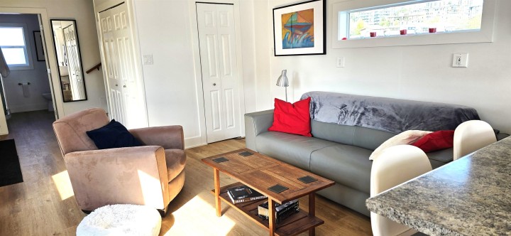 Photo 5 at GNB20 - 415 W Esplanade, Lower Lonsdale, North Vancouver