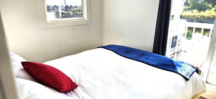 Photo 8 at GNB20 - 415 W Esplanade, Lower Lonsdale, North Vancouver