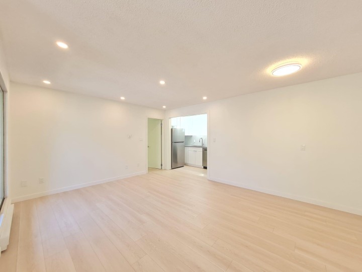 Photo 3 at 301 - 8645 Osler Street, Marpole, Vancouver West