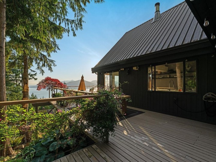 Photo 13 at 485 Timbertop Drive, Lions Bay, West Vancouver