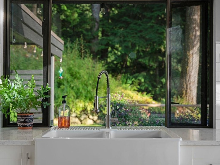 Photo 16 at 485 Timbertop Drive, Lions Bay, West Vancouver