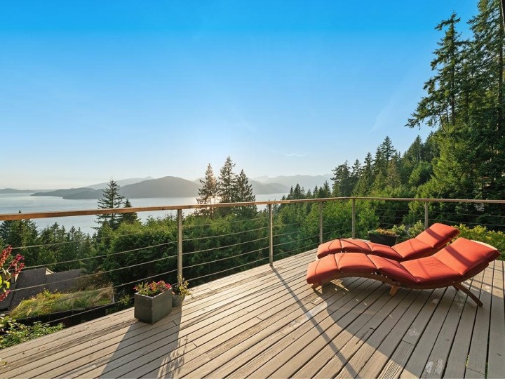 Photo 11 at 485 Timbertop Drive, Lions Bay, West Vancouver