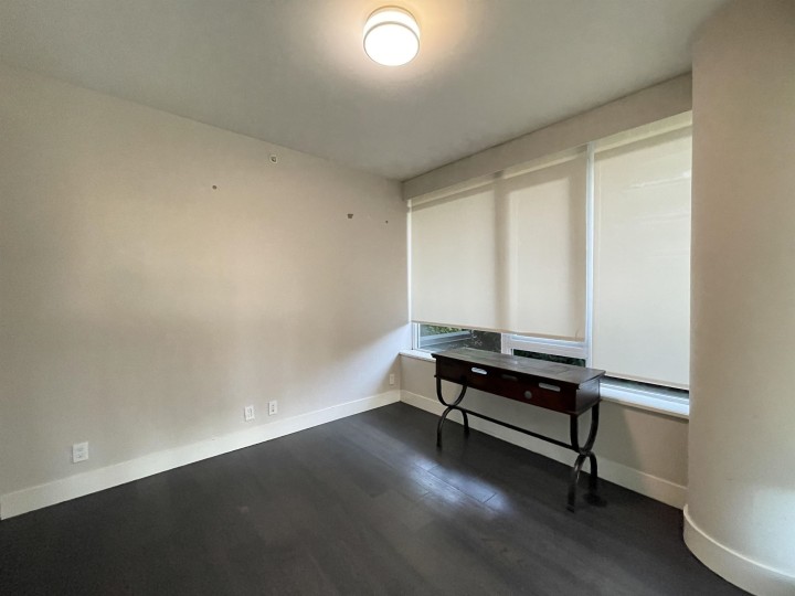 Photo 7 at 100 - 888 Arthur Erickson Place, Park Royal, West Vancouver