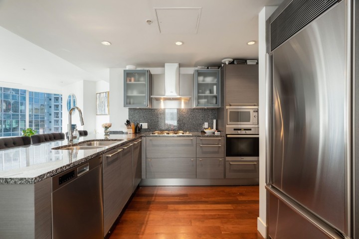 Photo 12 at 1808 - 1111 Alberni Street, West End VW, Vancouver West