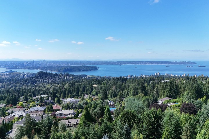 Photo 4 at 1084 Groveland Road, British Properties, West Vancouver