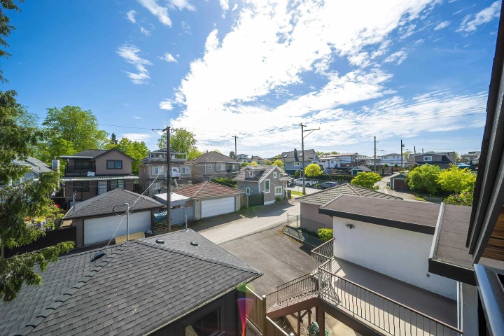 Photo 24 at 1710 E 35th Avenue, Victoria VE, Vancouver East