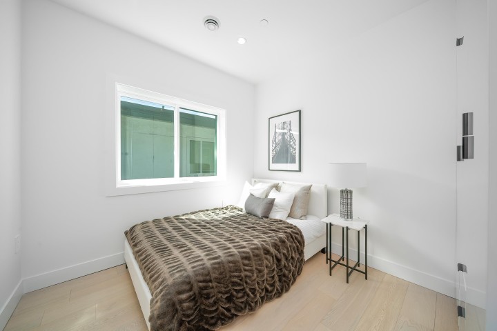 Photo 18 at 1710 E 35th Avenue, Victoria VE, Vancouver East