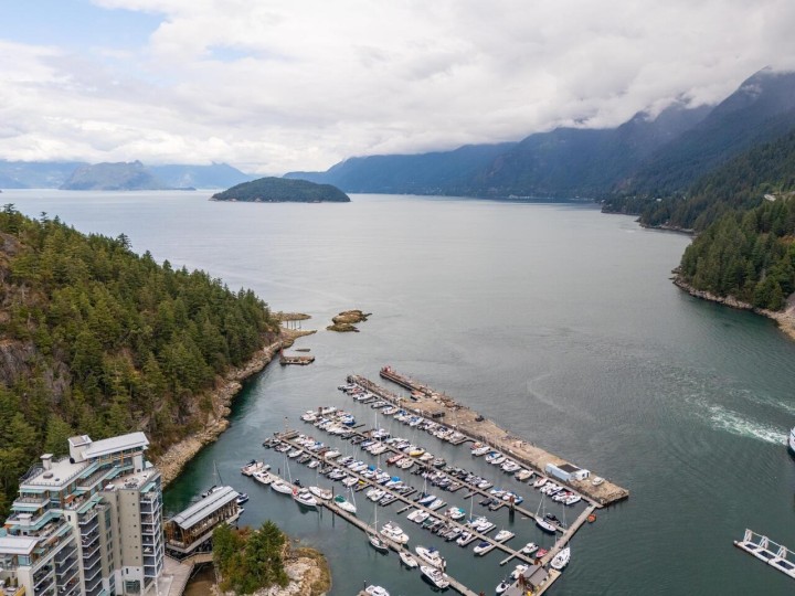 Photo 18 at 405 - 6687 Nelson Avenue, Horseshoe Bay WV, West Vancouver