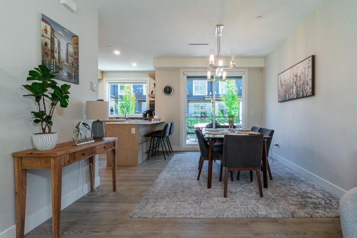 Photo 5 at 11 - 933 Premier Street, Lynnmour, North Vancouver