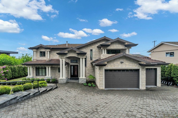 Photo 3 at 1118 Crestline Road, British Properties, West Vancouver