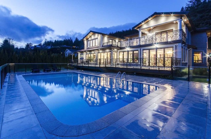 Photo 1 at 1118 Crestline Road, British Properties, West Vancouver