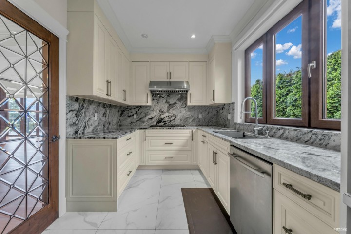 Photo 21 at 1118 Crestline Road, British Properties, West Vancouver