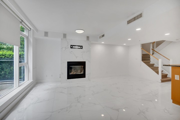 Photo 11 at 1277 W Cordova Street, Coal Harbour, Vancouver West