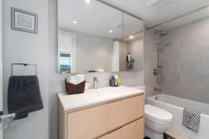 Photo 27 at 1806 - 1500 Fern Street, Lynnmour, North Vancouver