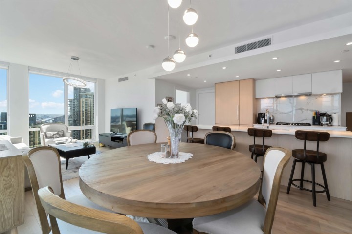 Photo 8 at 1806 - 1500 Fern Street, Lynnmour, North Vancouver