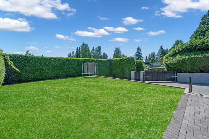 Photo 14 at 1350 Palmerston Avenue, Ambleside, West Vancouver