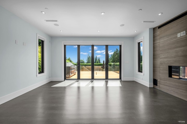 Photo 11 at 1350 Palmerston Avenue, Ambleside, West Vancouver