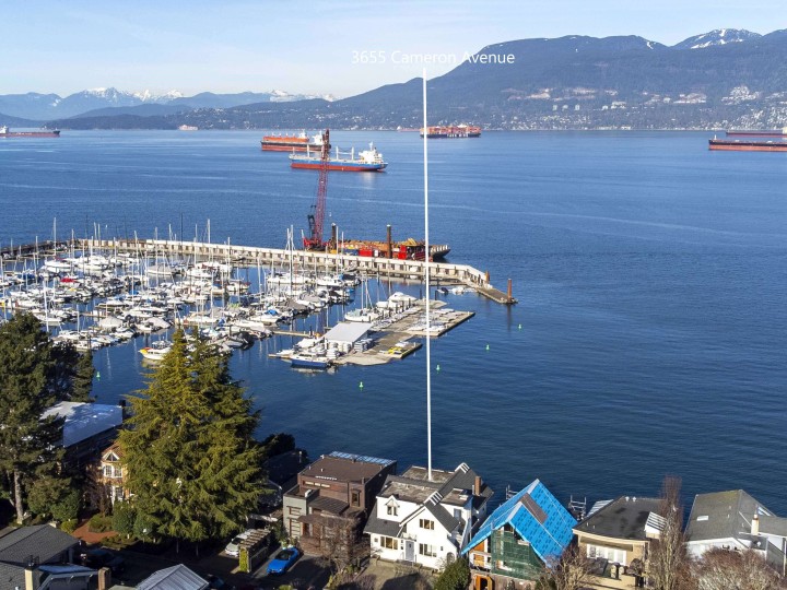 Photo 2 at 3655 Cameron Avenue, Kitsilano, Vancouver West