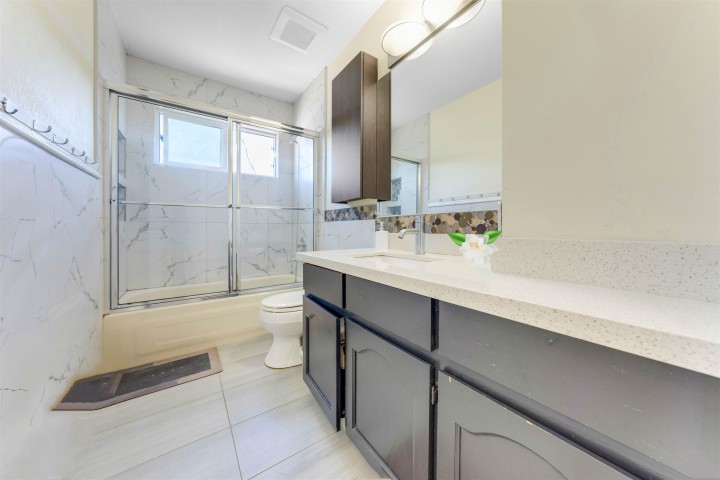 Photo 21 at 75 E 56th Avenue, South Vancouver, Vancouver East