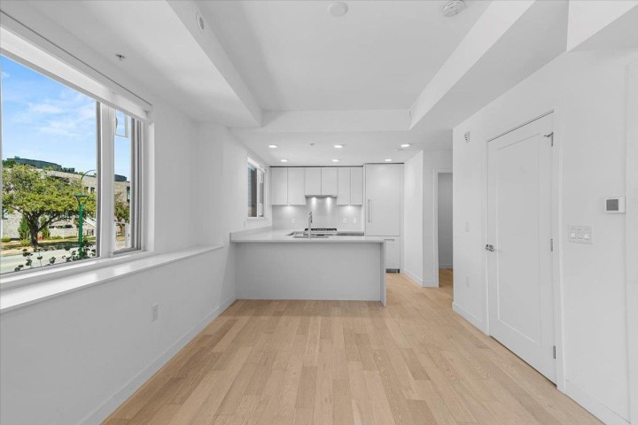 Photo 6 at 4110 Columbia Street, Cambie, Vancouver West