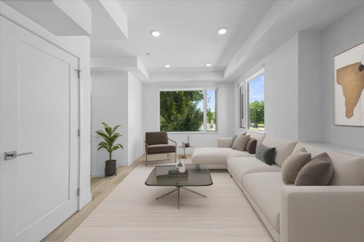 Photo 3 at 4110 Columbia Street, Cambie, Vancouver West