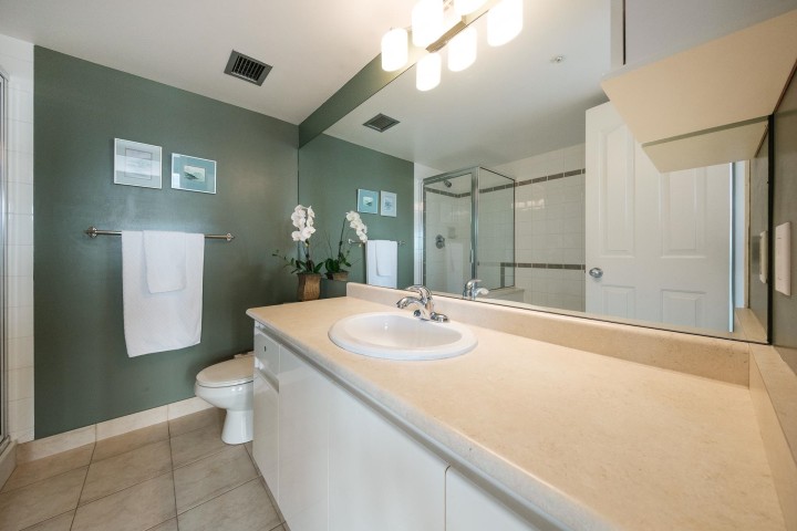 Photo 23 at 2204 - 183 Keefer Place, Downtown VW, Vancouver West