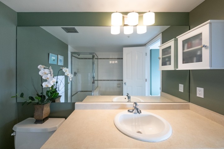 Photo 24 at 2204 - 183 Keefer Place, Downtown VW, Vancouver West