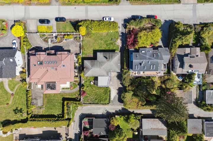 Photo 11 at 1158 Queens Avenue, British Properties, West Vancouver