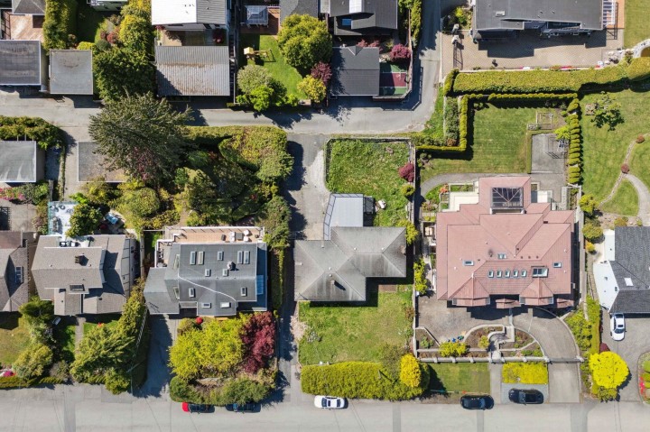 Photo 8 at 1158 Queens Avenue, British Properties, West Vancouver