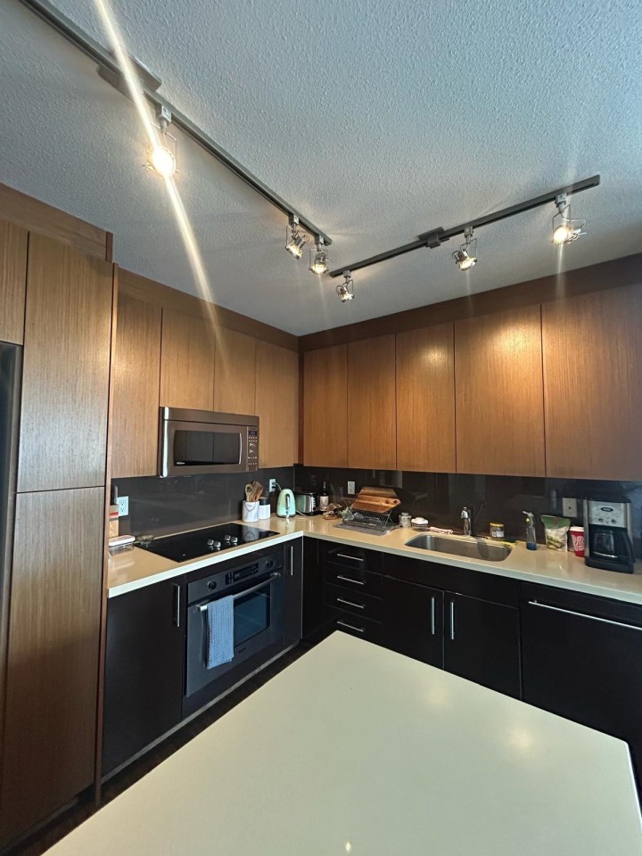 Photo 2 at 907 - 1833 Crowe Street, False Creek, Vancouver West