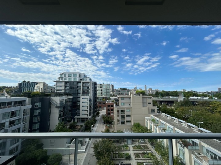 Photo 6 at 907 - 1833 Crowe Street, False Creek, Vancouver West