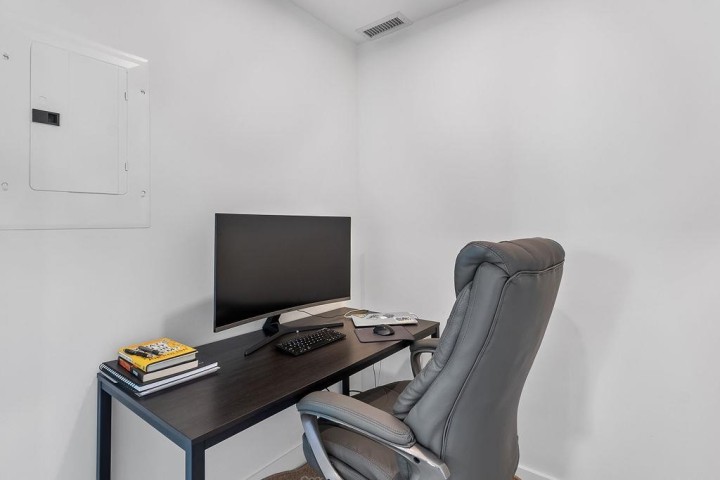 Photo 23 at 1408 - 200 Klahanie Court, Park Royal, West Vancouver