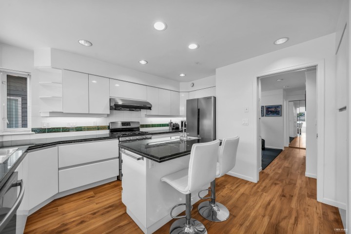 Photo 2 at 2848 W 20th Avenue, Arbutus, Vancouver West