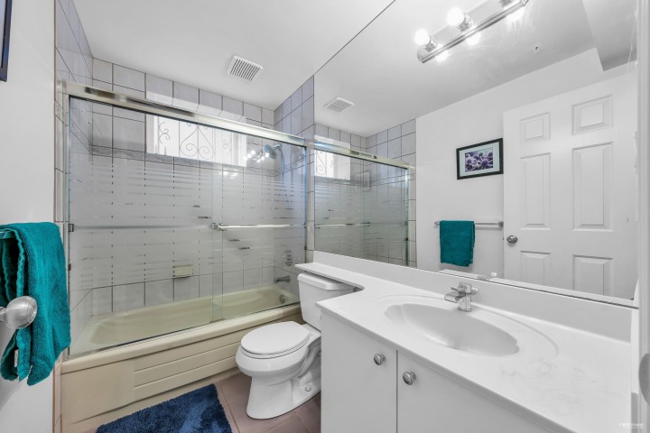 Photo 14 at 2848 W 20th Avenue, Arbutus, Vancouver West