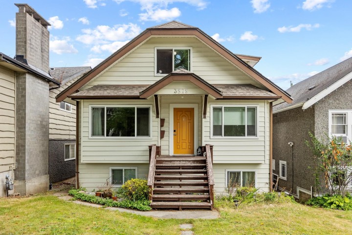 Photo 1 at 3579 W 18th Avenue, Dunbar, Vancouver West